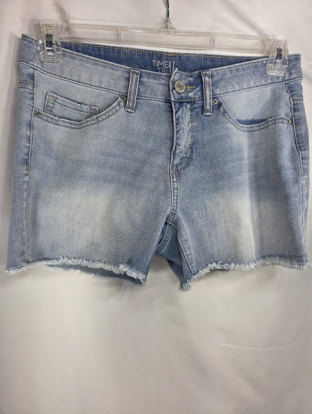 Time & Tru Mid-Rise Raw Fringe Hem 5 Pocket Blue Denim Jean Shorts Size 8